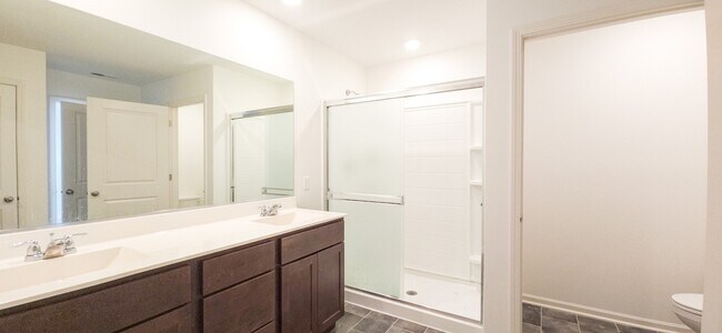 Building Photo - 10438 Morse Pl