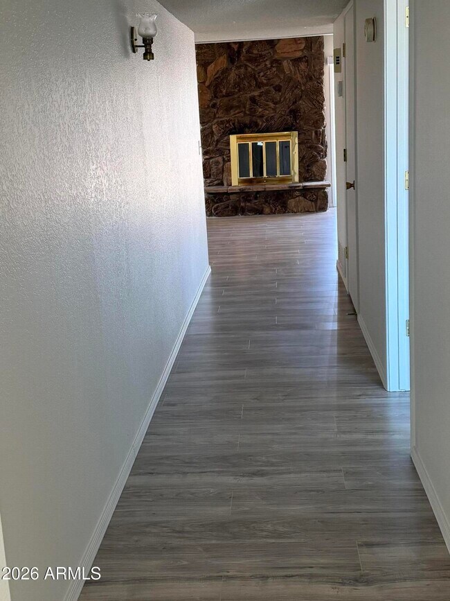 Building Photo - 1475 Via Viento