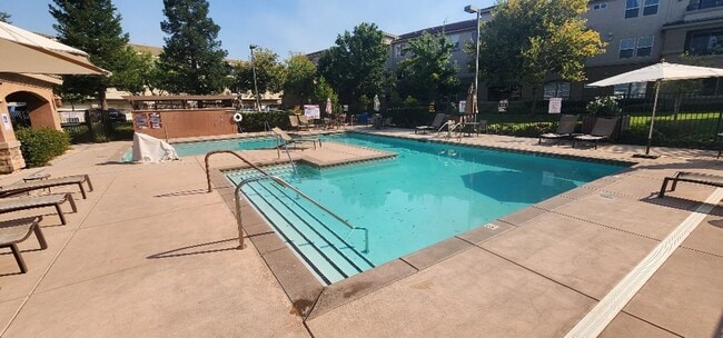 Primary Photo - Now Available – Freshly Updated 2-Bedroom,...