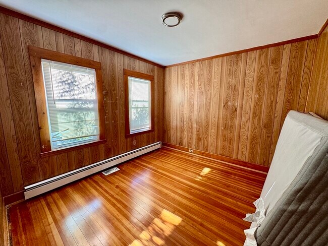 Building Photo - 77-79 N Central Ave