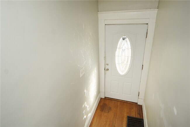 Building Photo - 2434 Kenilworth Ave