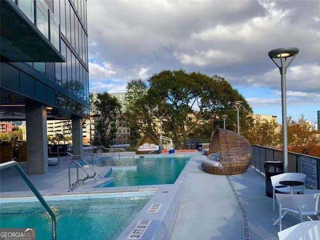 Building Photo - 788 West Marietta St NW