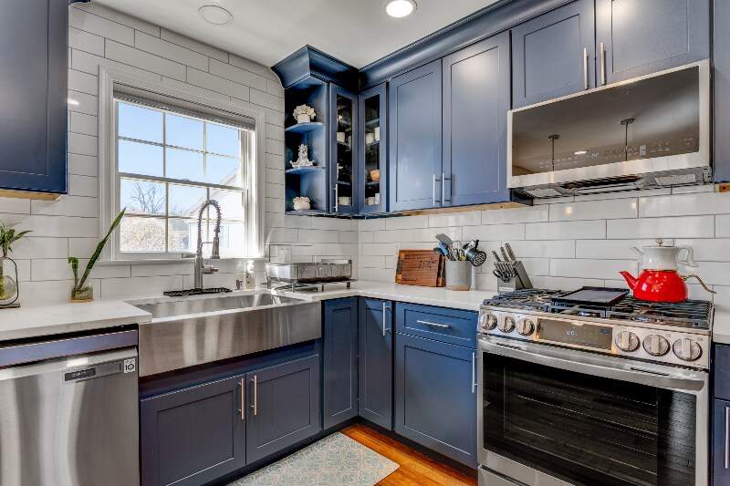 Building Photo - 5101 Woodfield Dr