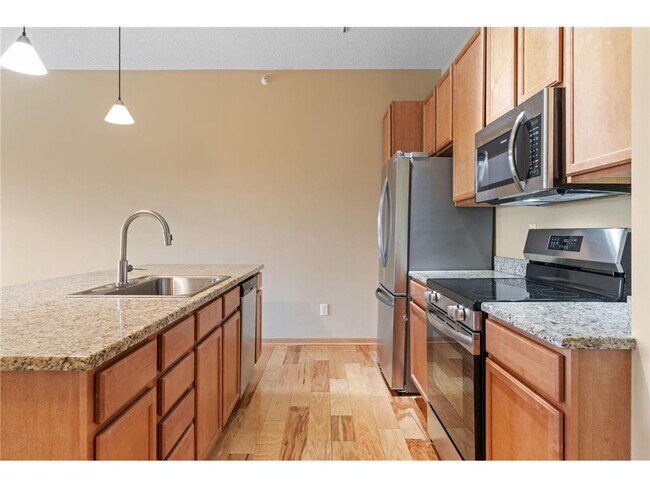 Building Photo - 4525 Park Commons Dr