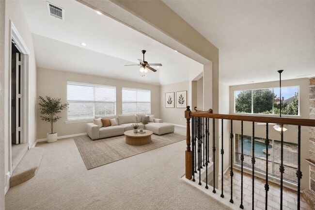 Building Photo - 63 Vershire Cir