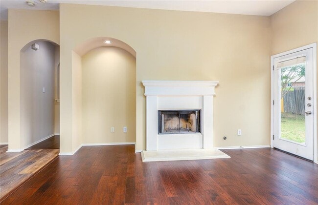 Building Photo - 116 Amberwood Ct