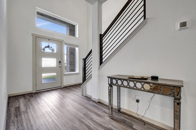 Building Photo - For Lease in City Gate gated community