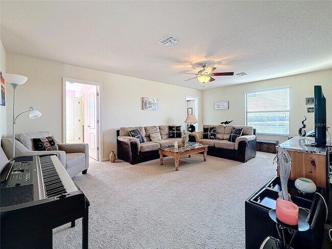 Building Photo - 6467 Willowshire Way