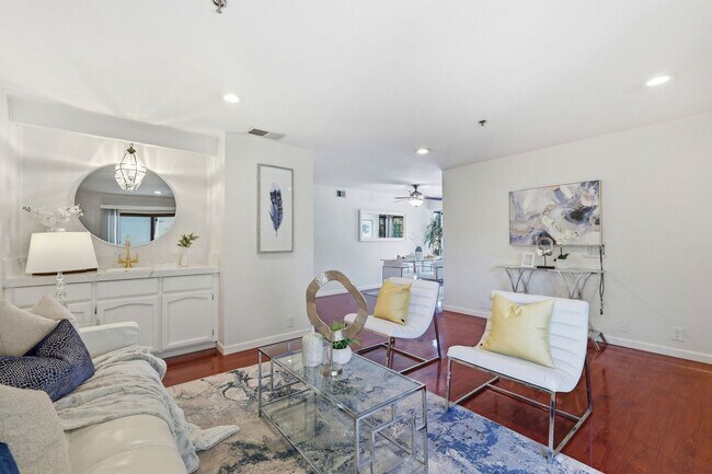 Building Photo - 20740 Celeste Cir