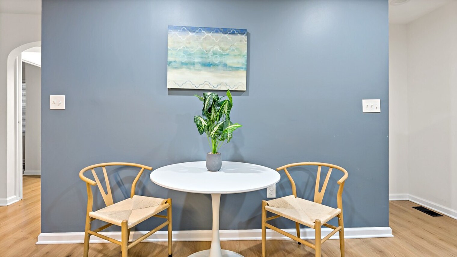 Building Photo - 5545 Davey St