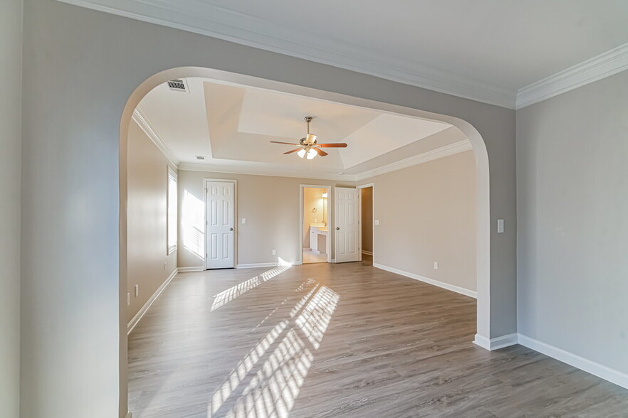 Building Photo - 2711 Denian Ct