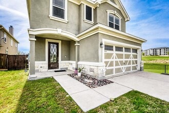 Building Photo - 194 Danish Dr