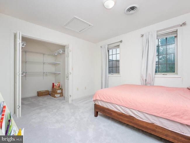 Building Photo - 1458 Highfield Ct