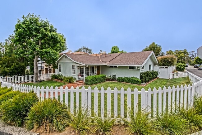 Primary Photo - BEAUTIFULLY REMODELED (FURNISHED), 3BR3BA ...