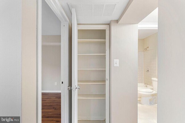 Building Photo - 6155 Edsall Rd