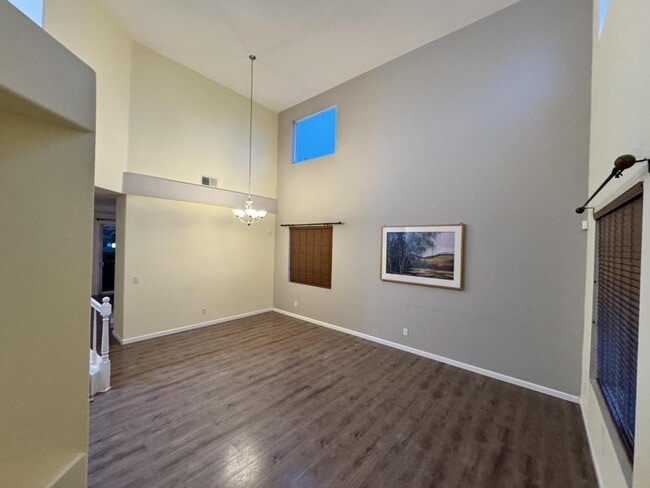 Building Photo - 3688 Pintail Dr