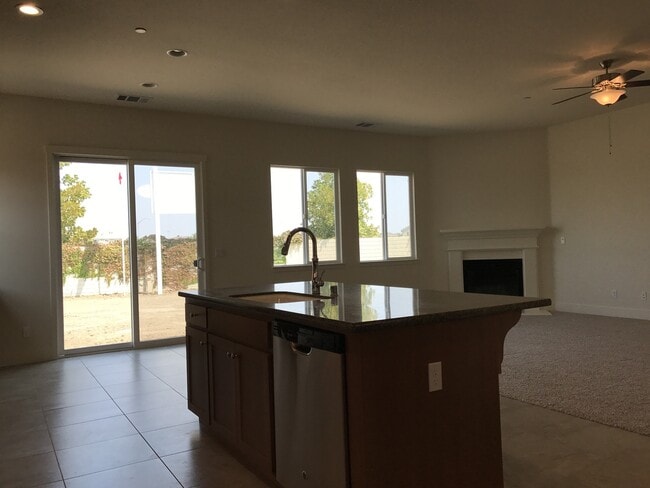Building Photo - 1600 Dolomite Ct