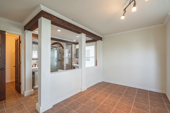 Building Photo - 21815 Grassy Hill Ln