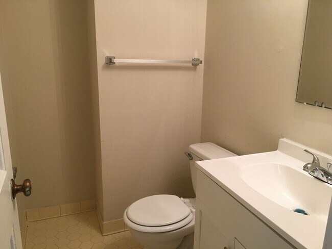 Building Photo - 5308