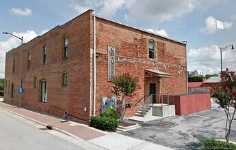 Building Photo - 159 Maxwell St