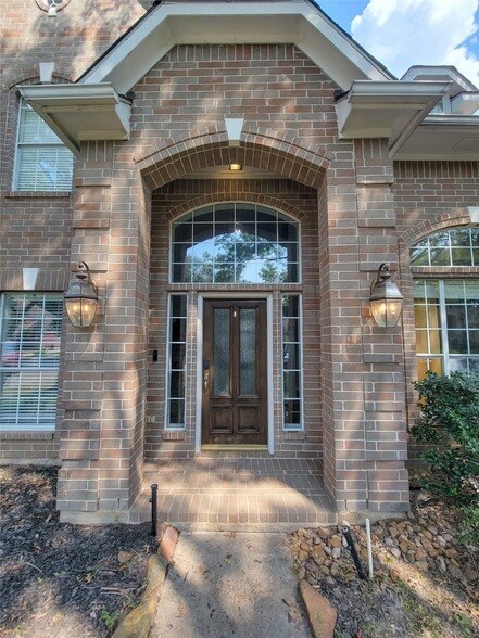 Building Photo - 31406 Capella Cir