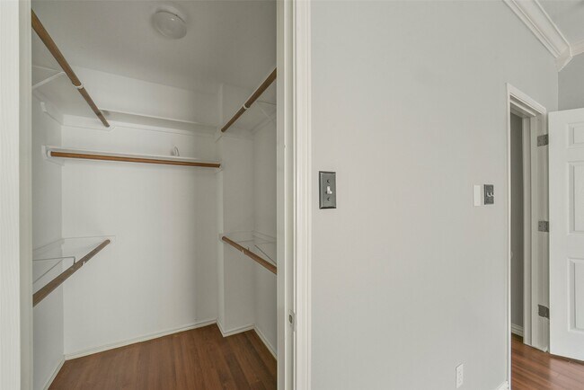 Building Photo - 11 Verbena Bend Pl