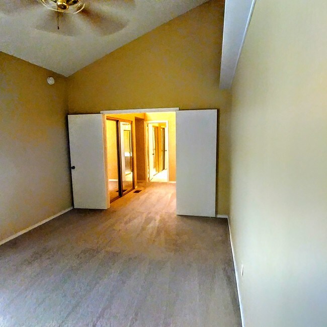 Building Photo - 18040 Midway Rd