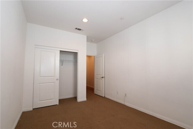 Building Photo - 163 E Commercial St