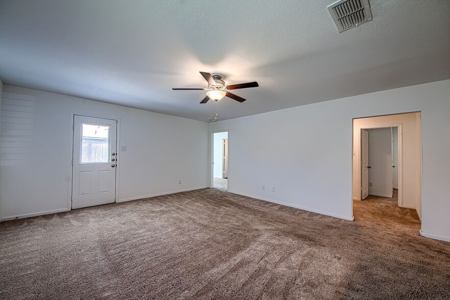 Building Photo - 3150 jackson