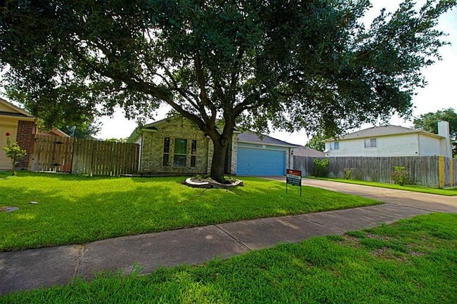 Building Photo - 18223 Lundar Ln