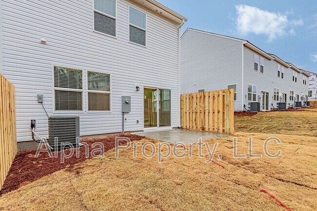 Building Photo - 147 Clingstone Trl