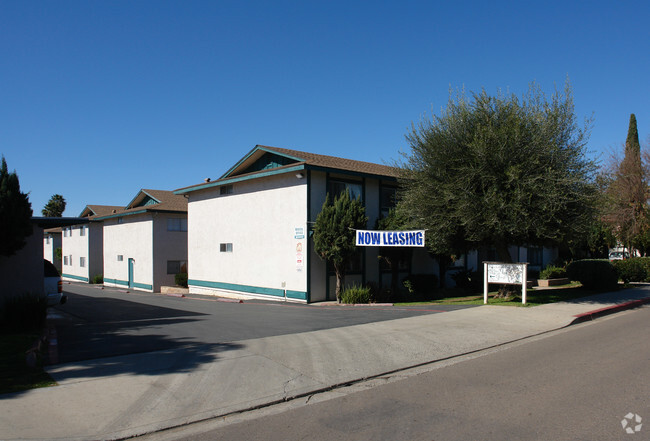 Building Photo - Rancho Villas Norte