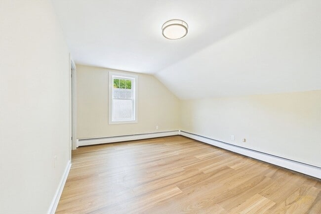 Building Photo - 267 Bakerville Rd