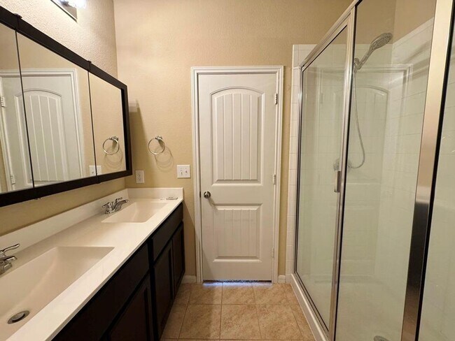 Building Photo - Welcome to Your Dream Escape at 2880 Donne...
