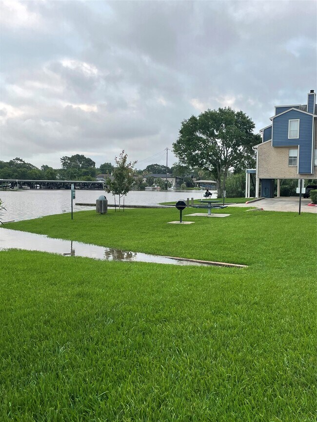 Building Photo - 18519 Egret Bay Blvd