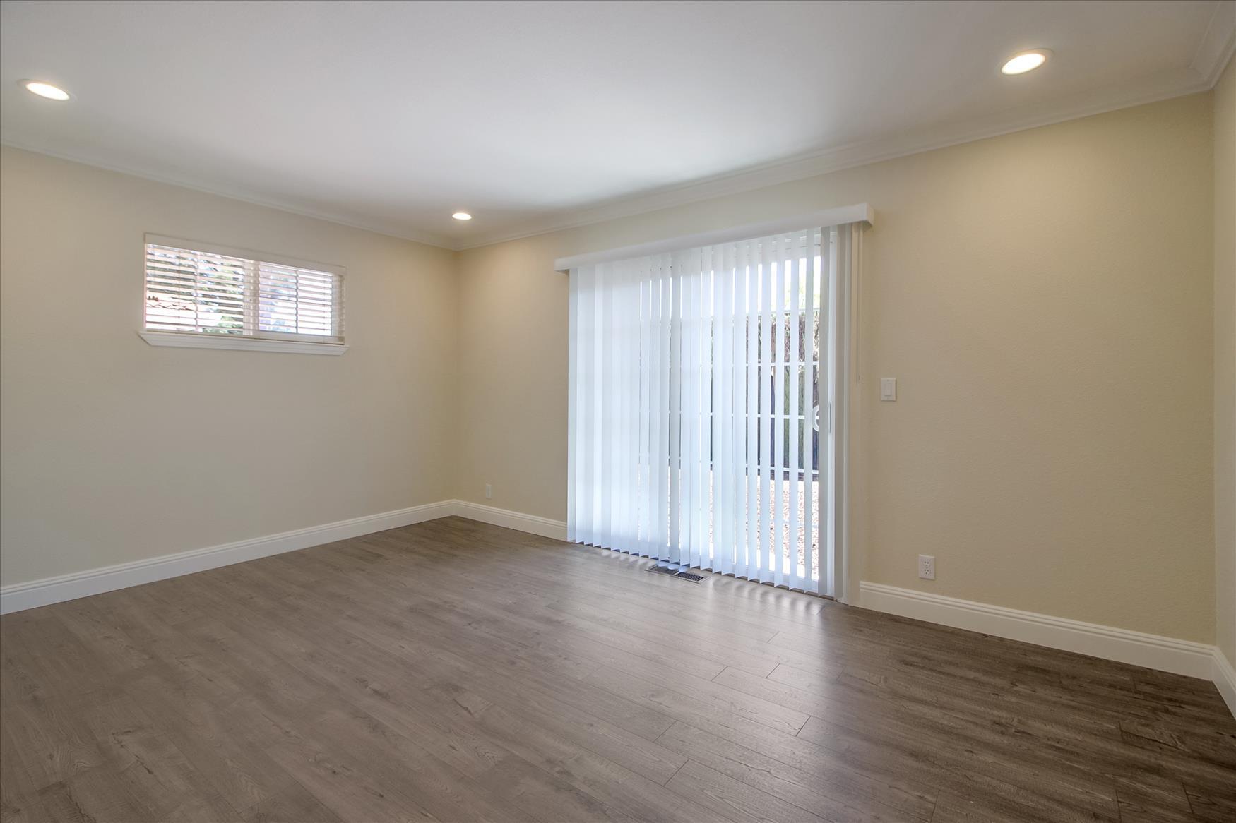 Building Photo - 6738 Tannahill Dr