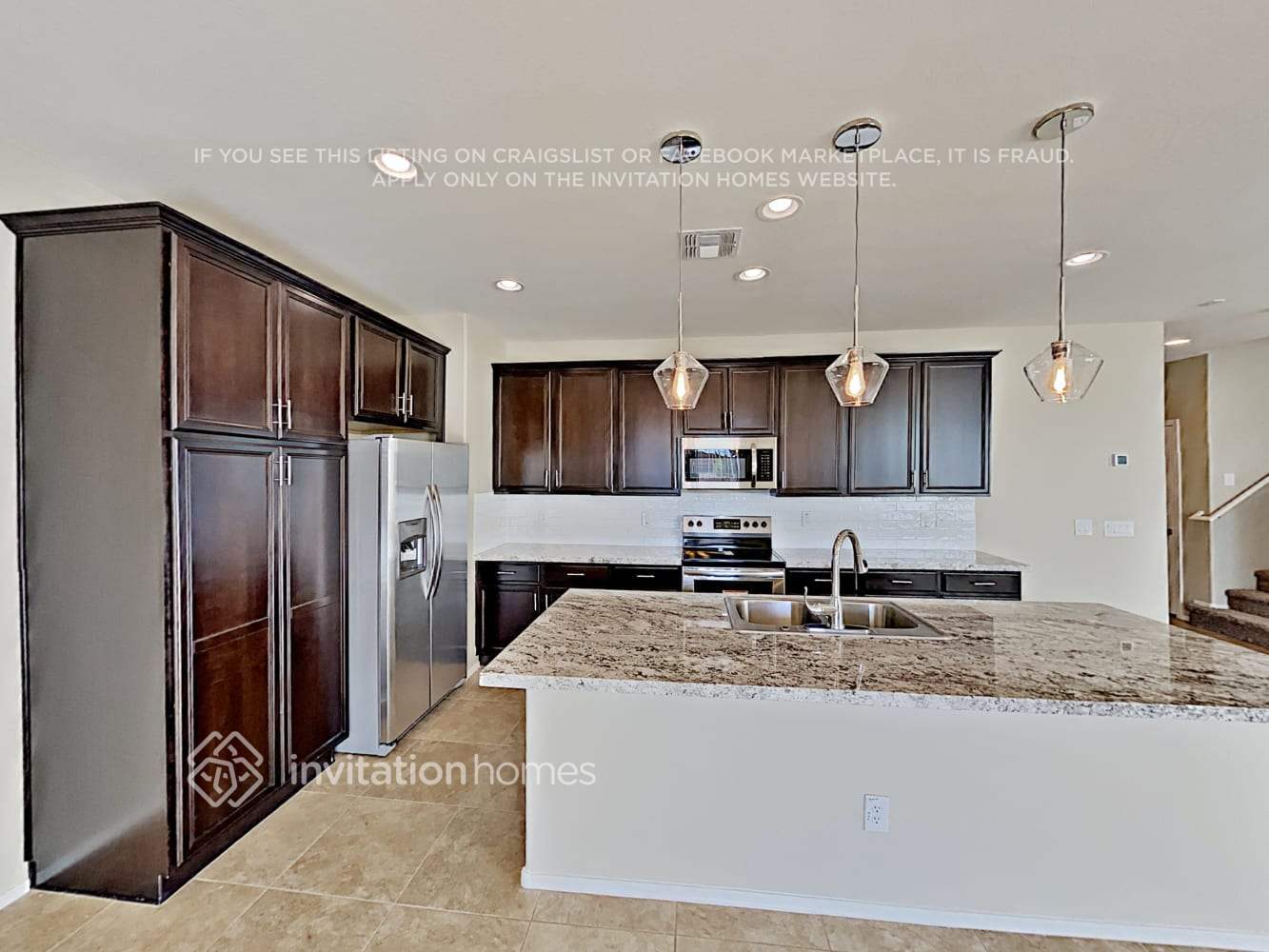 Building Photo - 3331 E Russell St