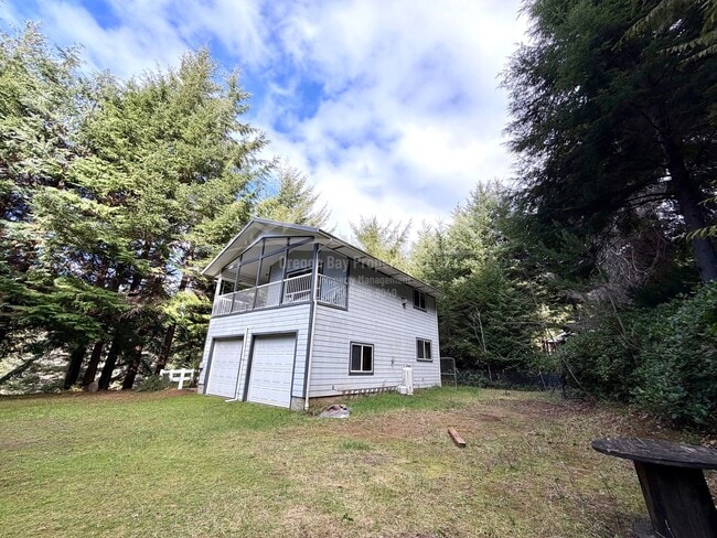 Building Photo - 70051 Stage Rd