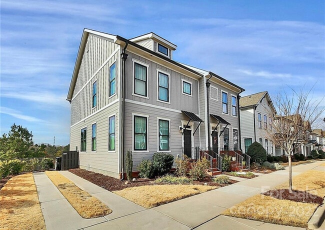 Building Photo - 109 Mint Ave