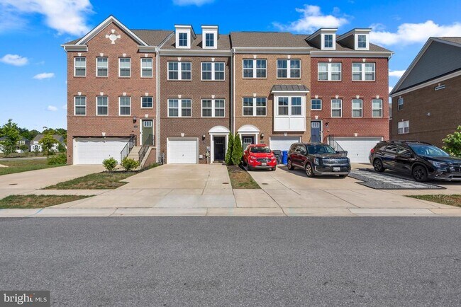 Building Photo - 5754 Frederick Douglas Pl