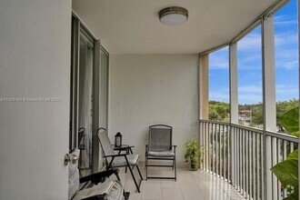 Building Photo - 2 bedroom in North Miami Beach FL 33179