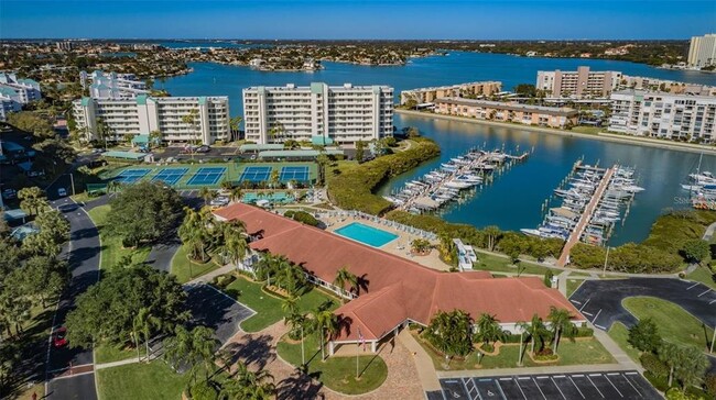 Building Photo - 7882 Sailboat Key Blvd S