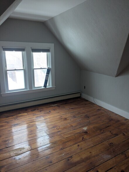 Building Photo - 62 Fruit Street Ext