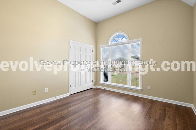 Building Photo - 6606 Baudette Cove