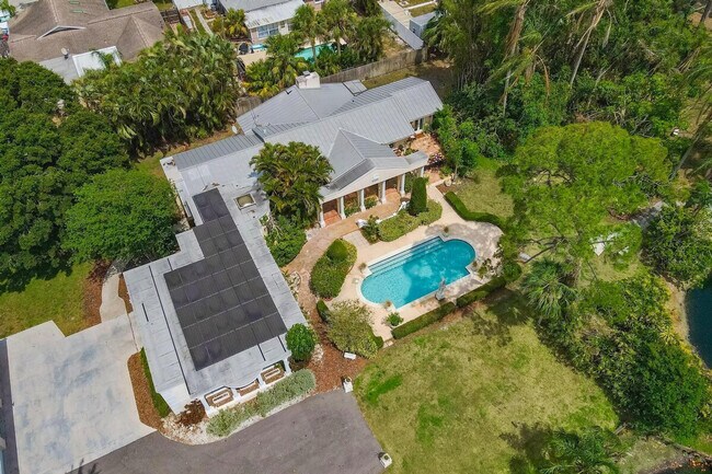 Building Photo - 3399 70th Ln N