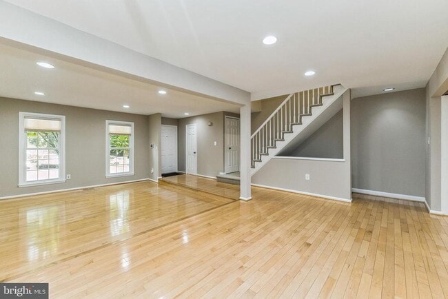 Building Photo - 12220 Tildenwood Dr