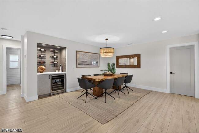 Building Photo - 2341 Mayfield Ct