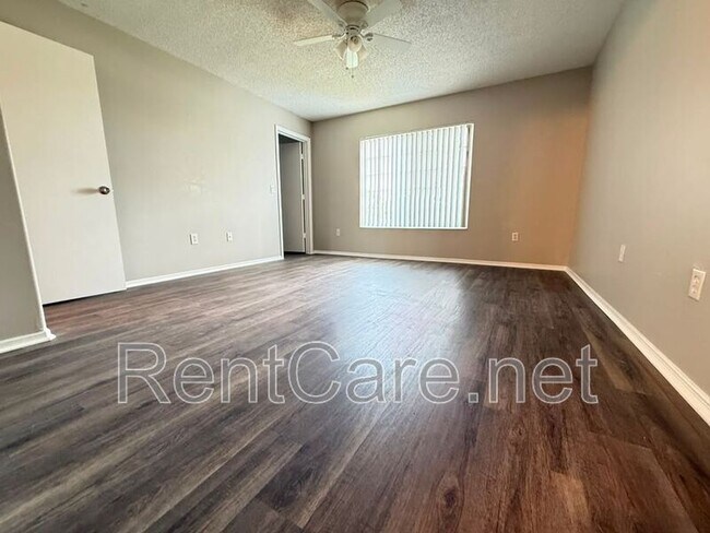 Building Photo - 1247 Madeira Key Way