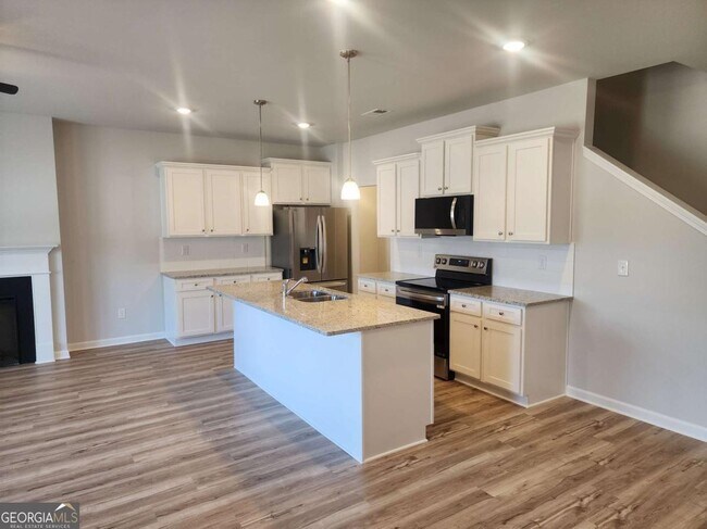 Building Photo - 832 Cygnet Ln