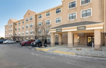 Building Photo - Furnished Studio-Cincinnati - Florence - Turfway Rd.